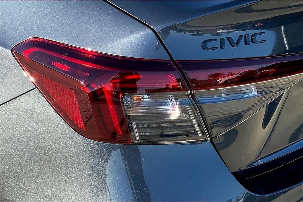 new 2026 Honda Civic Hybrid car, priced at $33,490