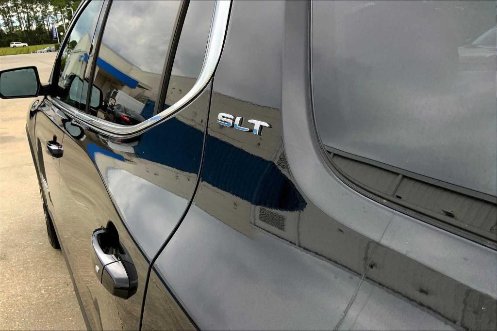 used 2023 GMC Acadia car, priced at $26,598