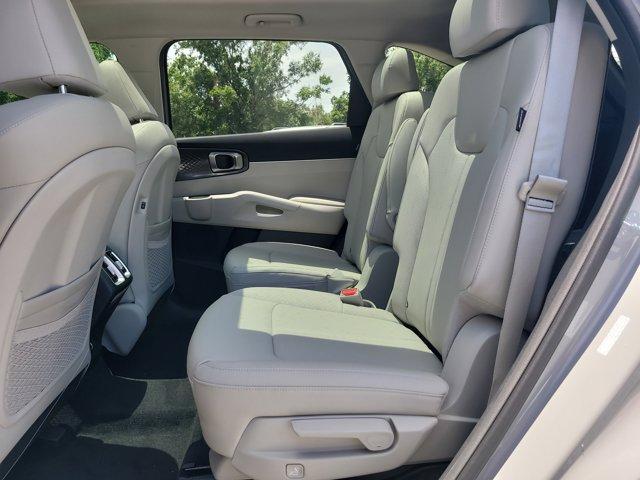 new 2025 Kia Sorento car, priced at $36,627