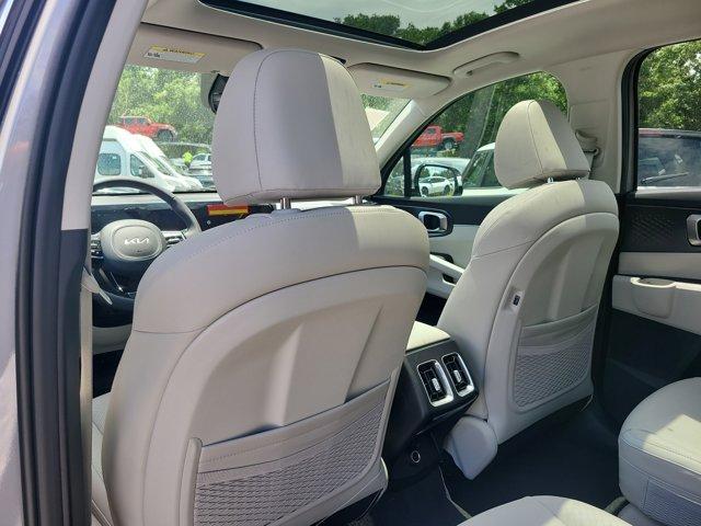 new 2025 Kia Sorento car, priced at $36,627