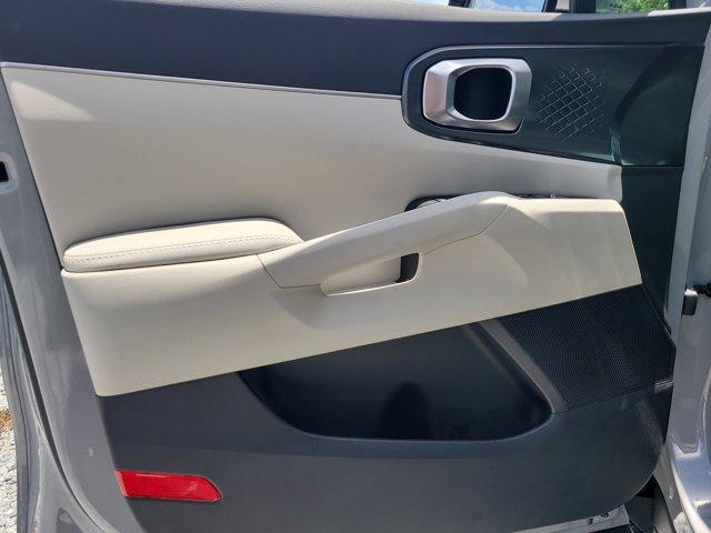 new 2025 Kia Sorento car, priced at $36,627