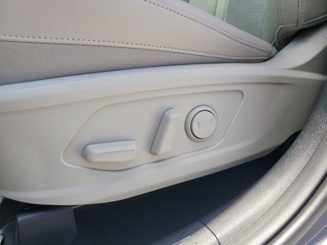 new 2025 Kia Sorento car, priced at $36,627