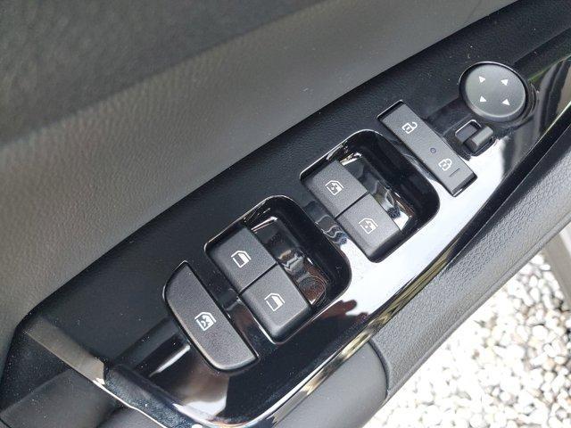 new 2025 Kia Sportage car, priced at $28,946