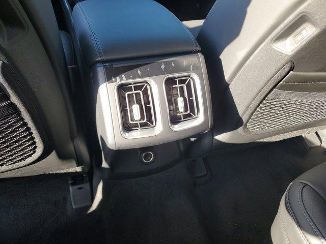 new 2025 Kia Sorento car, priced at $35,386