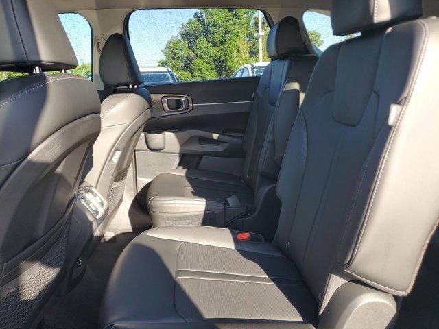new 2025 Kia Sorento car, priced at $35,386
