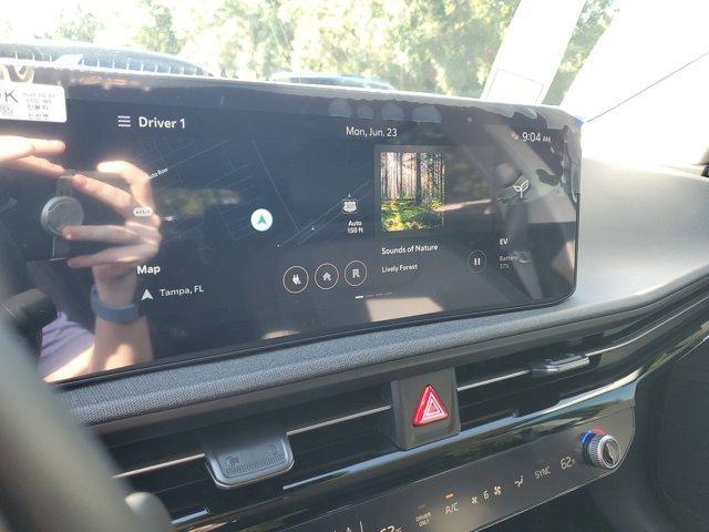 new 2025 Kia EV6 car, priced at $33,450