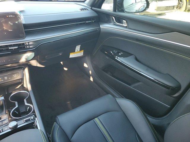 new 2026 Kia K5 car, priced at $35,428