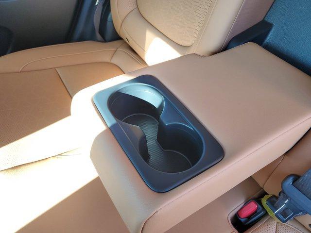 new 2025 Kia Seltos car, priced at $26,101