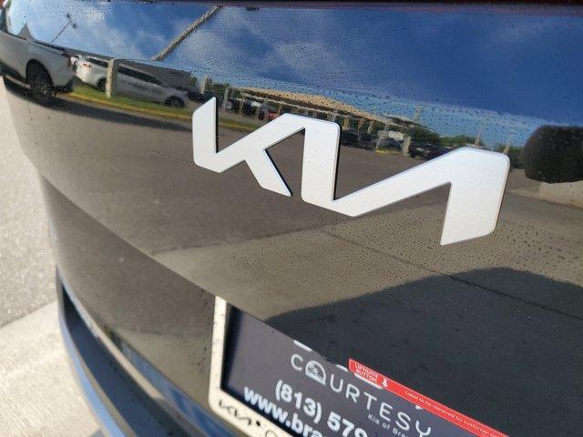 new 2026 Kia Carnival Hybrid car, priced at $43,373