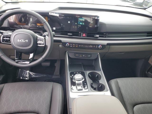 new 2026 Kia Carnival Hybrid car, priced at $43,748