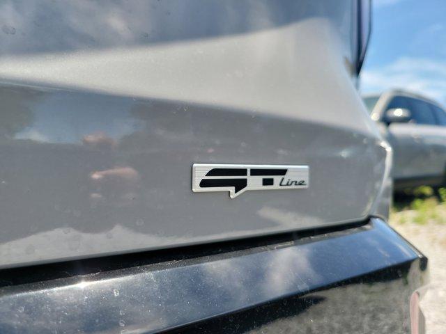 new 2026 Kia EV9 car, priced at $75,405