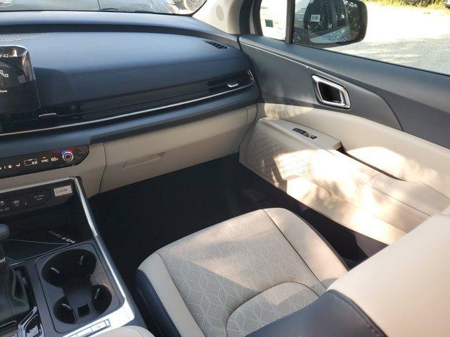 new 2025 Kia Carnival car, priced at $39,967