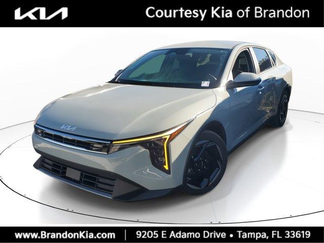 new 2025 Kia K4 car, priced at $22,058