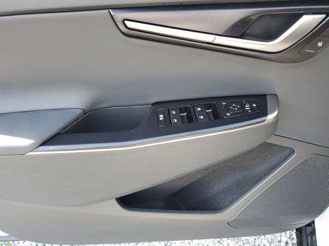 new 2025 Kia EV6 car, priced at $38,951
