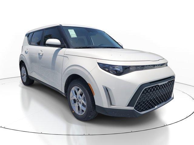 new 2025 Kia Soul car, priced at $21,413