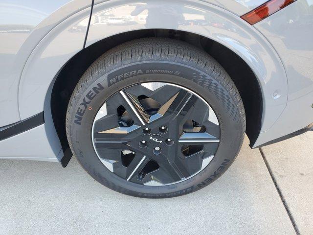 new 2025 Kia EV6 car, priced at $42,618