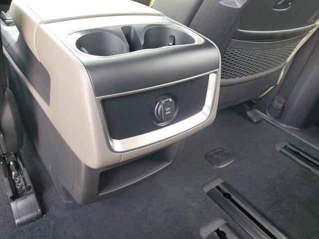 new 2025 Kia Carnival car, priced at $40,098