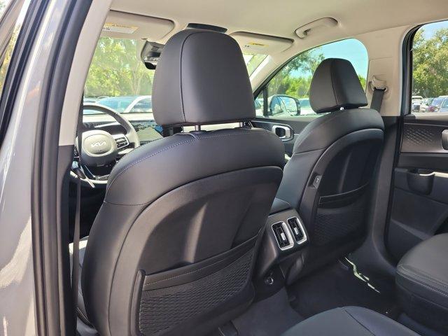 new 2025 Kia Sorento car, priced at $33,465