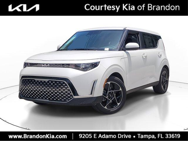 new 2025 Kia Soul car, priced at $25,106
