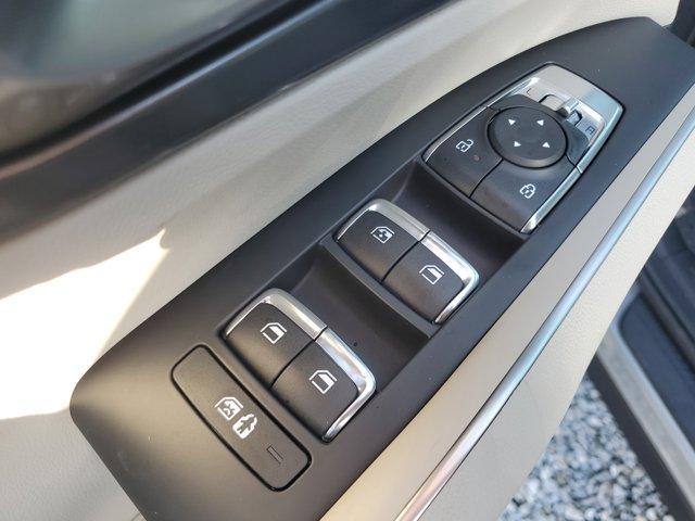 new 2025 Kia Sorento car, priced at $36,627