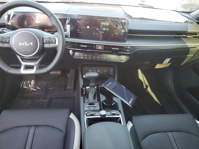 new 2025 Kia K5 car, priced at $26,154