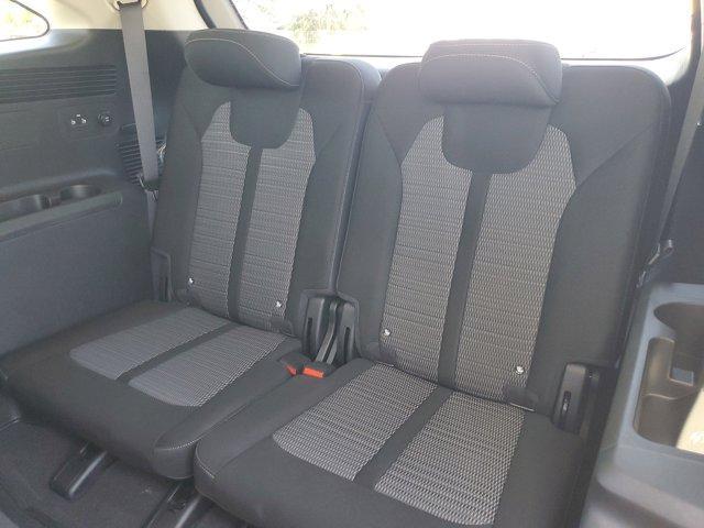 new 2025 Kia Sorento car, priced at $29,067