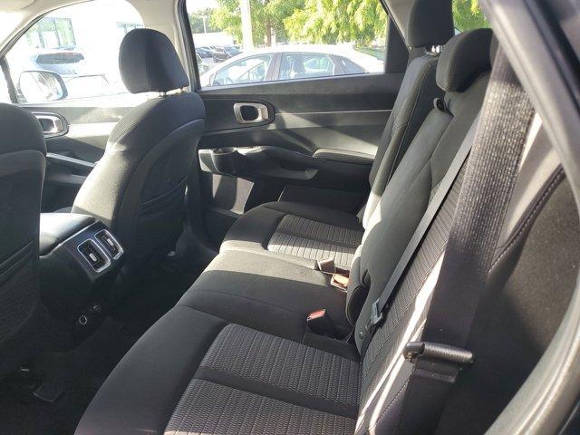 used 2023 Kia Sorento car, priced at $24,914