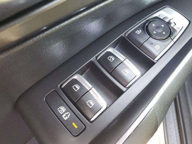 used 2023 Kia Sorento car, priced at $24,914