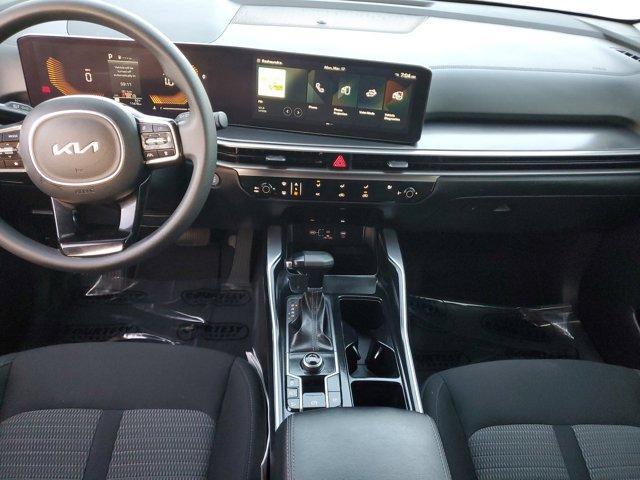 used 2025 Kia Sorento car, priced at $29,891
