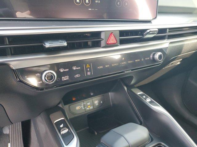 new 2025 Kia Sorento car, priced at $36,972