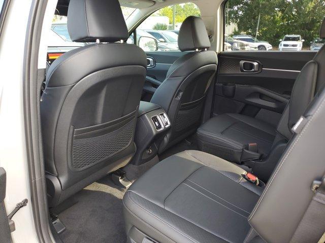 new 2025 Kia Sorento car, priced at $36,972