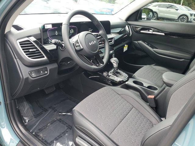 new 2025 Kia Seltos car, priced at $24,858