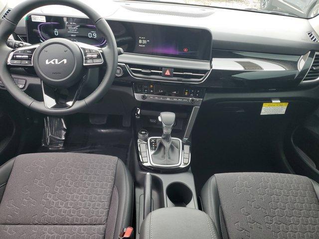 new 2025 Kia Seltos car, priced at $24,858