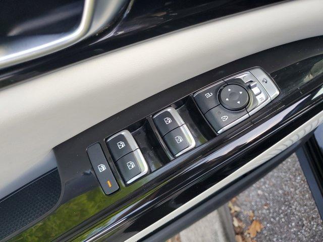 used 2023 Kia Carnival car, priced at $38,895