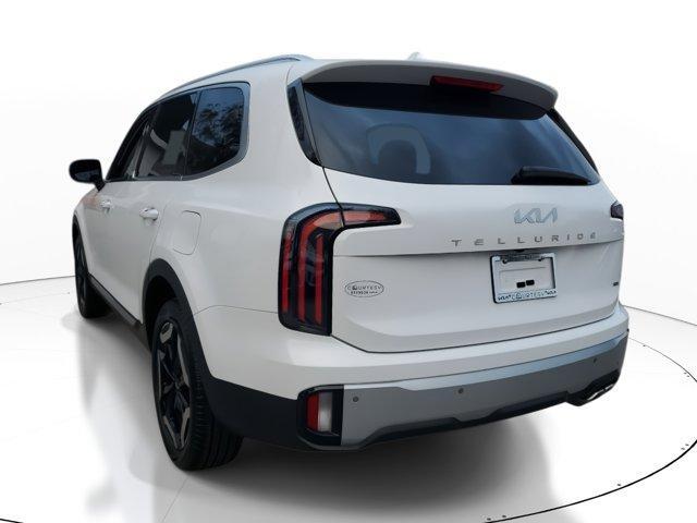 used 2024 Kia Telluride car, priced at $38,215