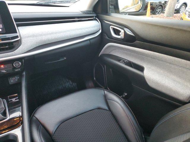 used 2022 Jeep Compass car, priced at $19,997