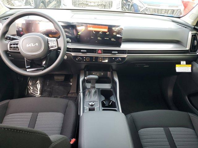 new 2025 Kia Sorento car, priced at $30,317