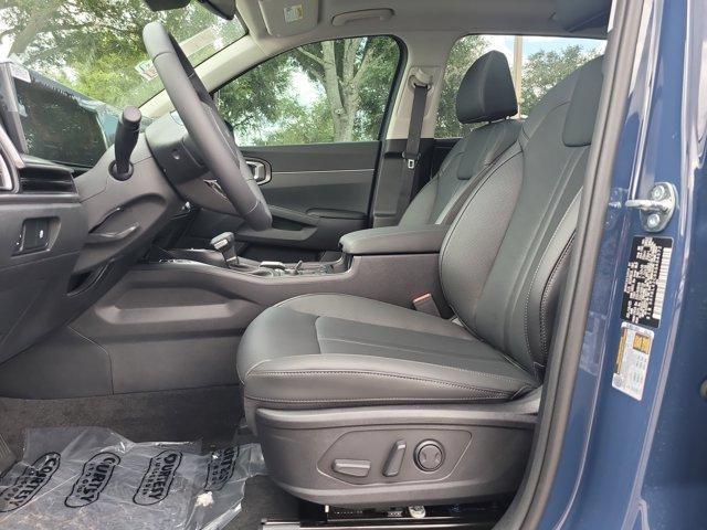 new 2025 Kia Sorento car, priced at $32,916