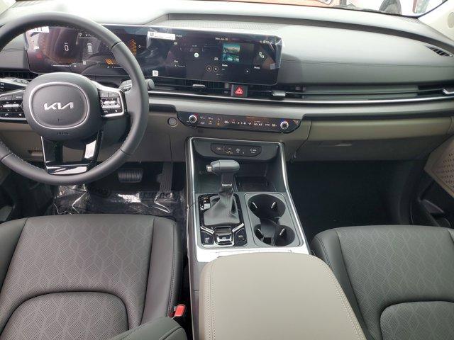 new 2025 Kia Carnival car, priced at $39,245