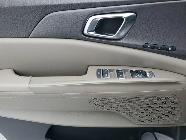 new 2025 Kia Carnival car, priced at $39,245