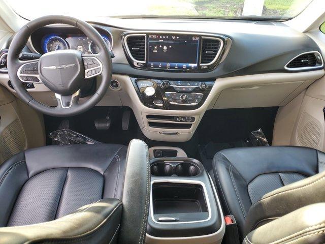 used 2023 Chrysler Pacifica car, priced at $23,649