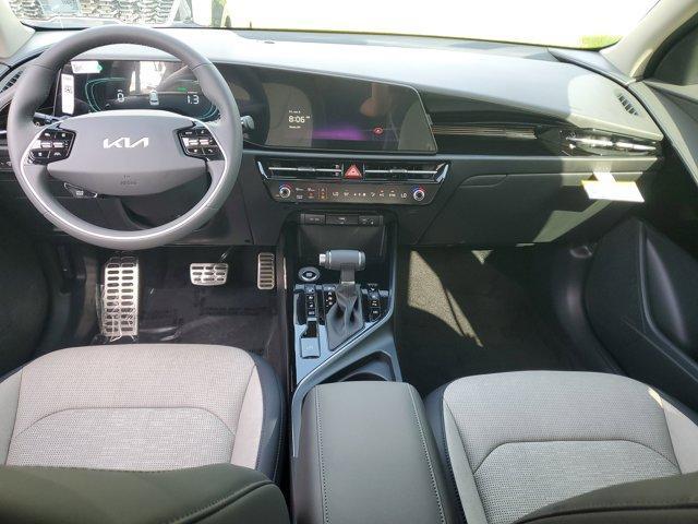 new 2025 Kia Niro car, priced at $34,017