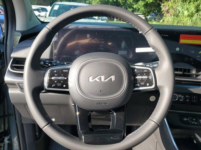 new 2026 Kia Carnival car, priced at $47,255