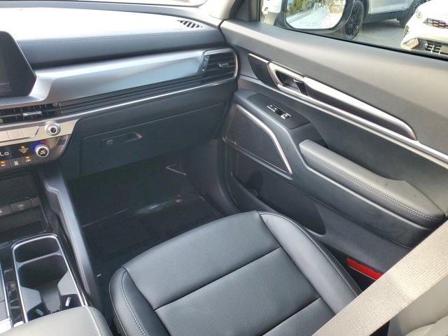 used 2025 Kia Telluride car, priced at $35,995