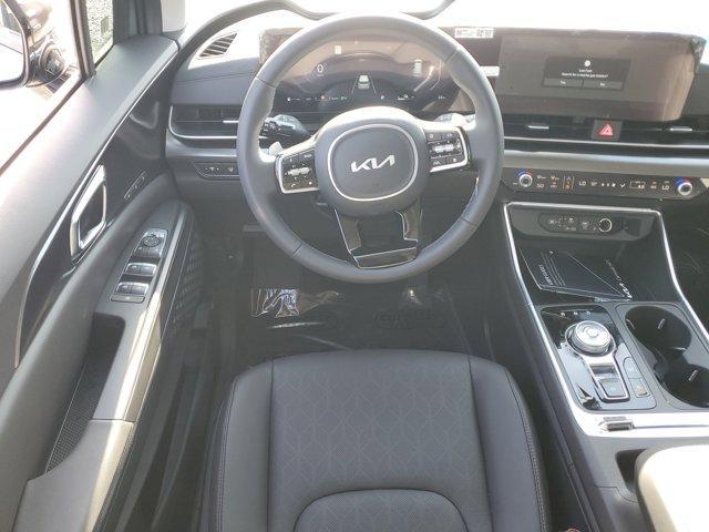 new 2025 Kia Carnival Hybrid car, priced at $50,755