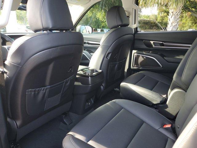 new 2025 Kia Telluride car, priced at $39,198