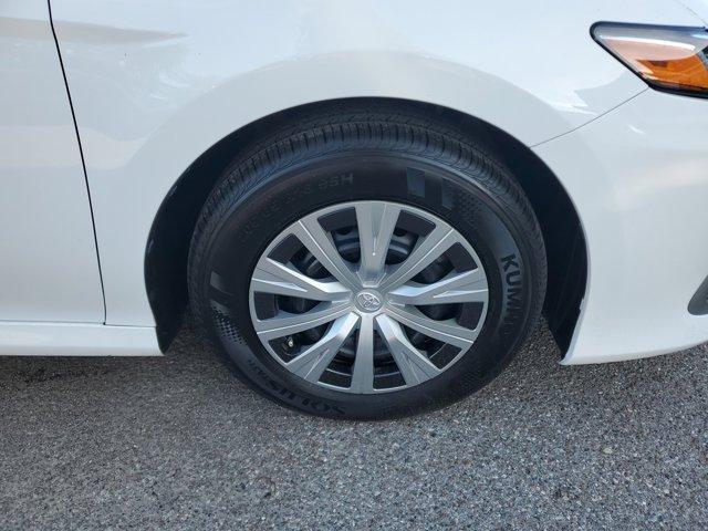 used 2022 Toyota Camry Hybrid car, priced at $23,816