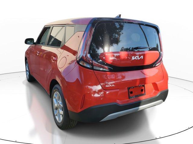new 2025 Kia Soul car, priced at $20,589