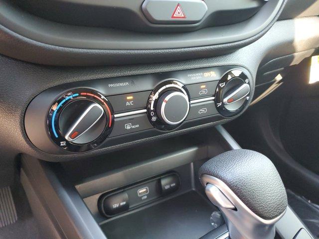 new 2025 Kia Soul car, priced at $20,589