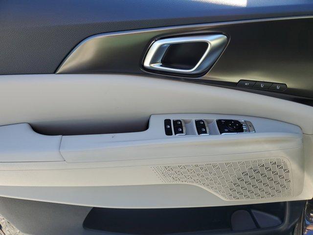 new 2025 Kia Carnival Hybrid car, priced at $48,100